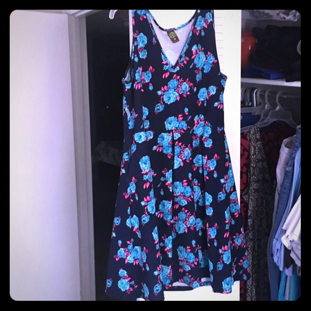 Cute flowered dress/super cute for Easter!